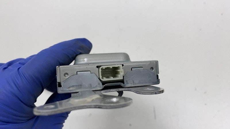 107974980C ⭕ 2017-2023 Tesla Model 3 Harman Becker Radio FM/HD Receiver Module 1079749-80-C