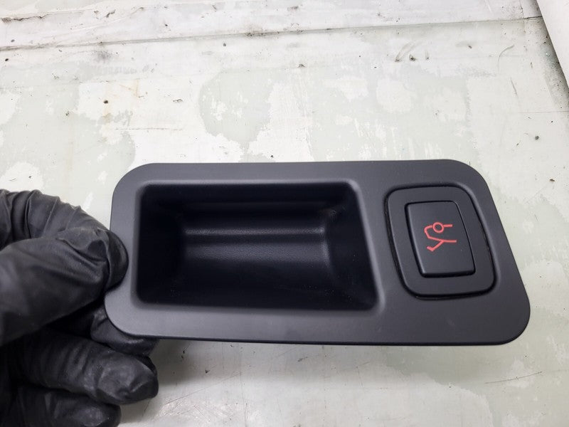 1009264-00-E 12-20 Model S Trunk Liftgate Power Pull Cup Opening Switch Shutface 1009264-00-E