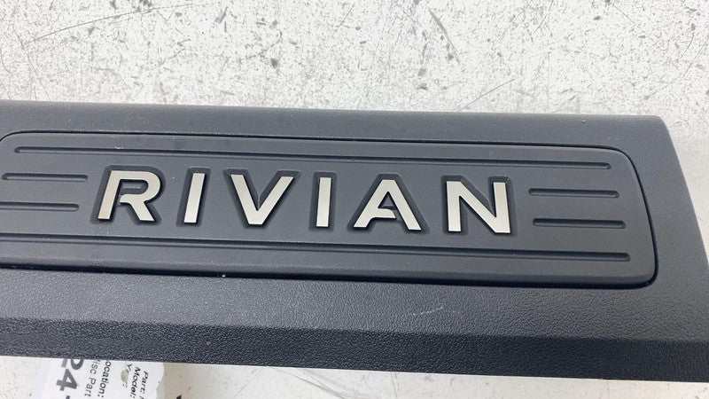 PT00240625 ⭕ 2022-2024 Rivian R1T Rear Right Door Sill Scuff Plate Trim Cover RH PT00240625