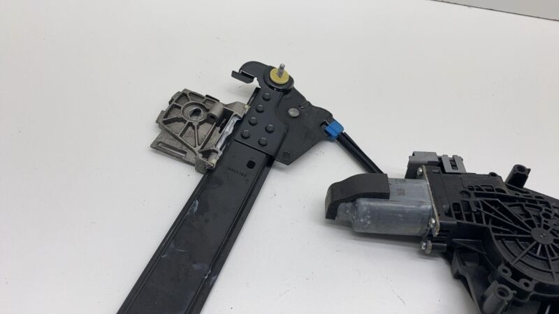 600637700G 2012-2020 Tesla Model S Rear Passenger Side Door Window Regulator & Motor Right