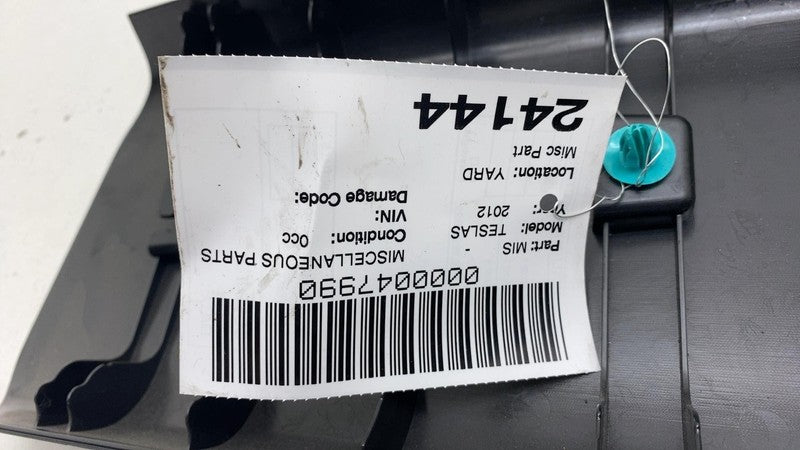 2012-2015 Tesla Model S Panoramic Roof Middle Bow Headliner Cover Asse