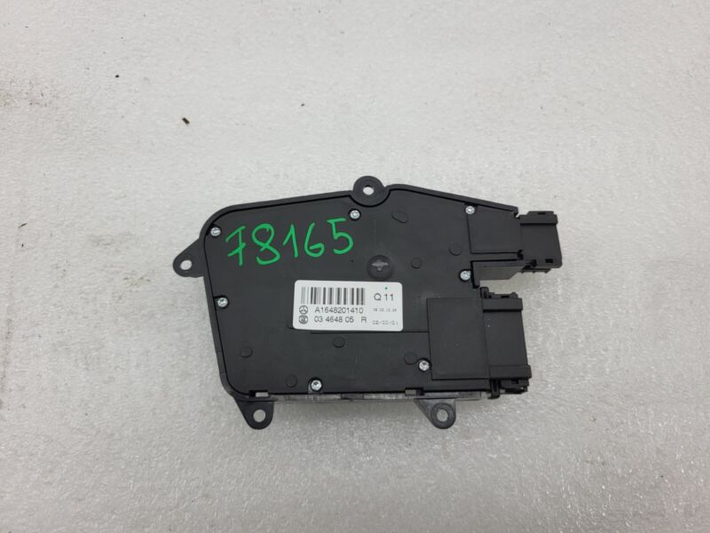 A1648201410 2012-2020 Tesla Model S MS Front Passenger Side 8-Way Seat Control Switch Right