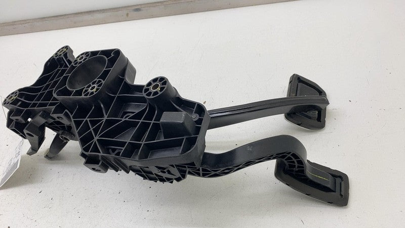 ⭕ 2021-2023 Tesla Model X MX Driver Accelerator & Brake Foot Pedal 162