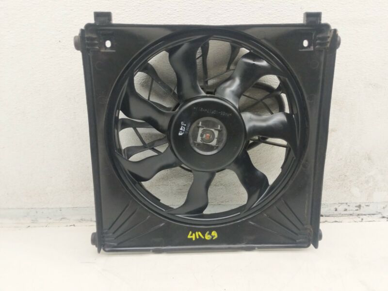 6008358 2012 2013 2014 2015 Tesla Model S MS A/C Condenser Cooling Fan Shroud Right RH