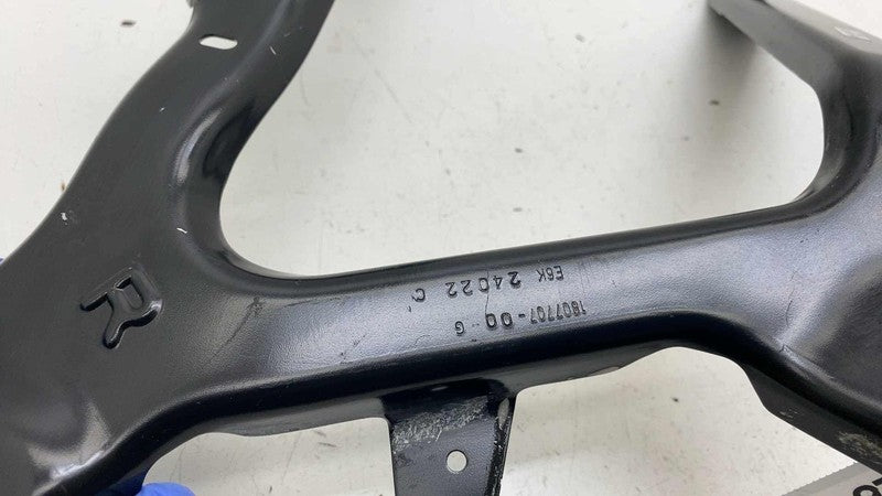 ⭕24-25 Tesla Cybertruck Rear Passenger Diffuser Mount Bracket Right 18