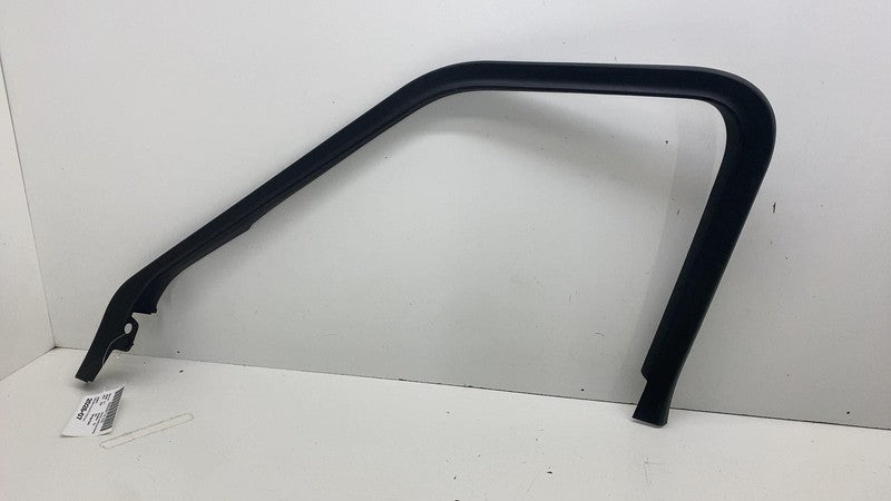 PT00001182-G ⭕ 2022-2024 Rivian R1T Front Right Side Door Interior Garnish Trim PT00001182-G
