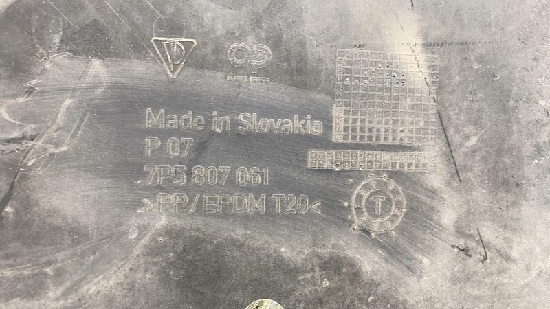 7P5807061 12-18 Porsche Cayenne Front Lower Bumper Valance Splash Protective Shield Guard