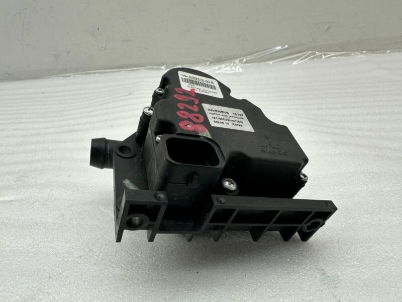 600737000B 2012-2020 Tesla Model S X Coolant Pump Cooling Valve Actuator 4-Way Assembly OEM