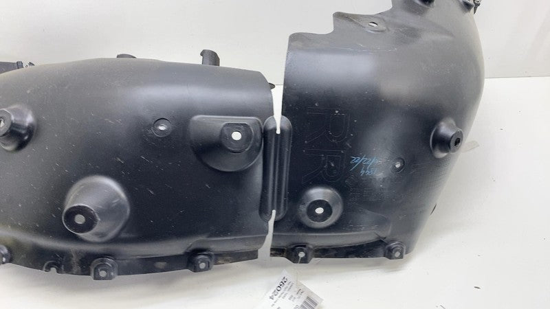 PT00112300-C ⭕ 2022-2024 Rivian R1T Rear Right Wheel Fender Splash Guard Shield PT00112300-C