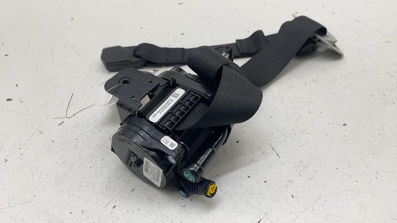 1081279-01-F ⭕ 2017-2023 Tesla Model 3 Front Right 1st Row Seat Belt & Retractor 1081279-01-F