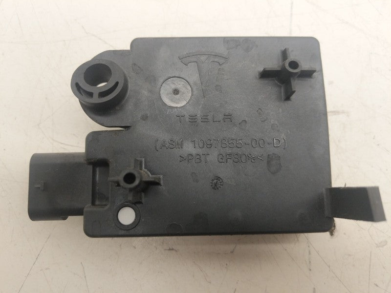 109785500D ⭕2017-2023 Model 3 Rear BCM Computer Electronic Body Control Module 1097855-00-D