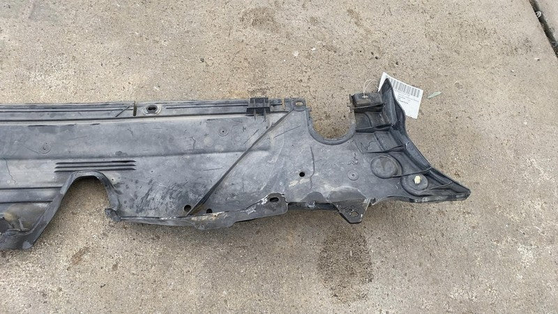 2011-2018 Porsche Cayenne Right Underbody Splash Shield Guard Assembly