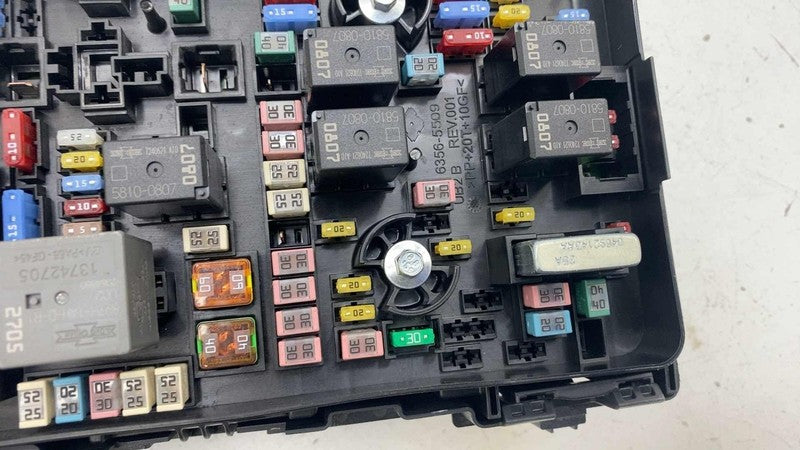 6356-5509 ⭕2025 Chrysler Pacifica Engine Fuse Relay Junction Box Module Unit OEM 6356-5509