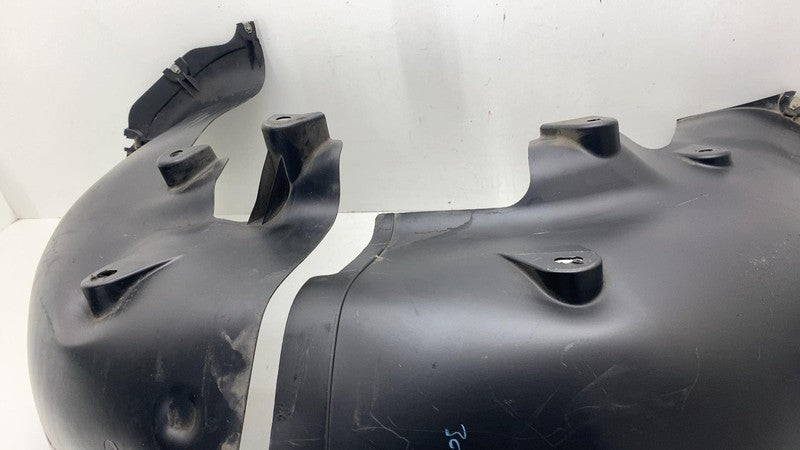⭕ 2025 Rivian R1S Rear Right Quarter Wheelhouse Liner Splash Shield PT
