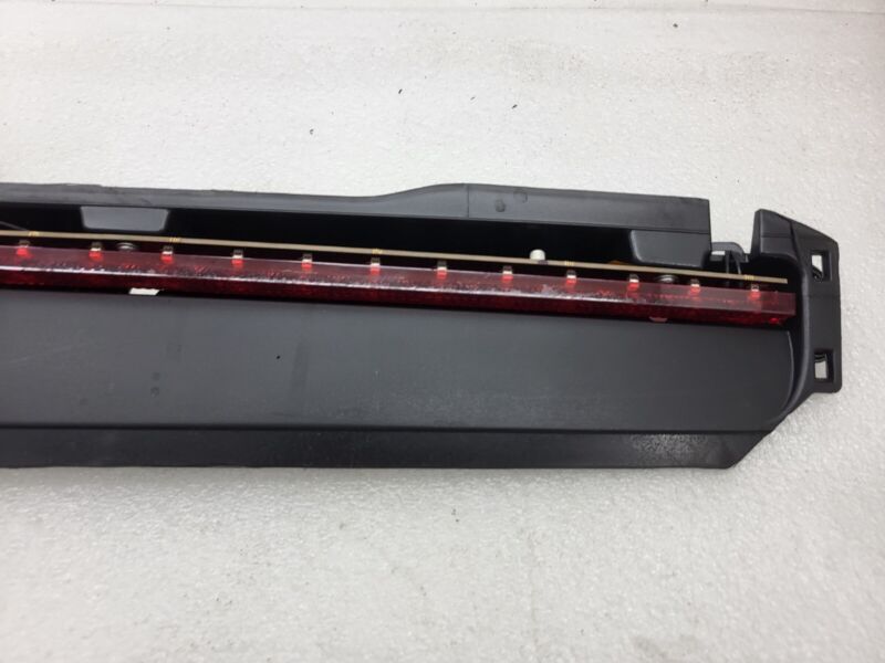 600591700D 2012-2015 Tesla Model S Rear Center High Mounted Stop Light Third 3rd Brake Assy