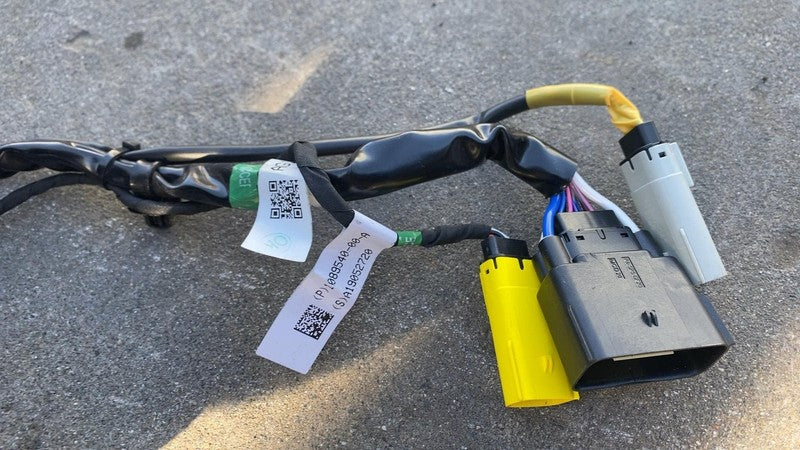 ⭕ 2016-2020 Tesla Model X Rear Passenger Side 2nd Row Seat Right Leath