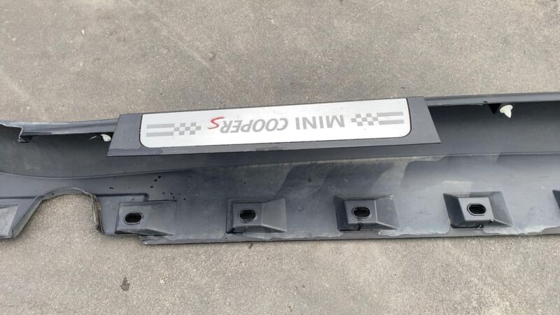 9801888 ⭕ 2011-2016 Mini Cooper S Countryman Right Skirt Rocker Panel Cover RH 9801888