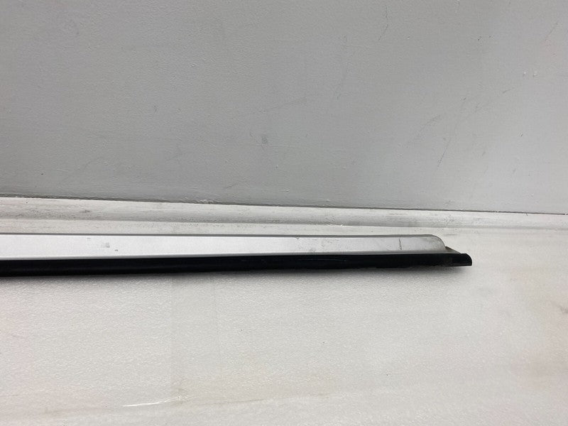 101221700F ⭕ 12-23 Model S MS Right Rocker Panel Scuff Plate Molding w/ Seal 1012217-00-F