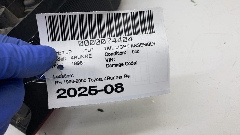 ⭕ 1996-2000 Toyota 4Runner Rear Passenger Side Taillight Tail Lamp Rig