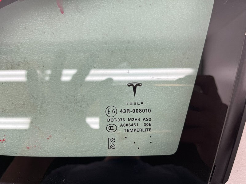 E6 43R-008010 ⭕ 2012-2020 Tesla Model S Rear Passenger Side Quarter Fixed Glass Right Assembly