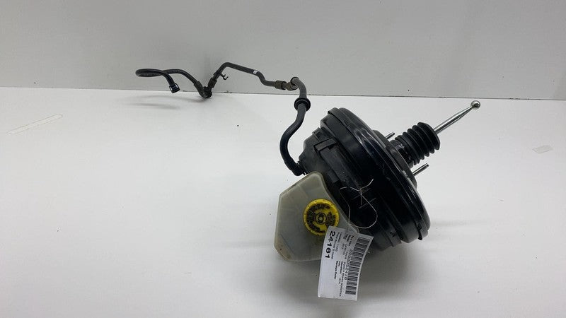 7P0612101B 2011-2018 Porsche Cayenne Power Brake Booster Master Cylinder w/ Reservoir OEM