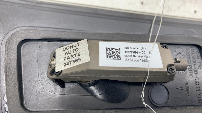 ⭕2016-2020 Tesla Model S Right B-Pillar Applique Glass Trim Molding 10