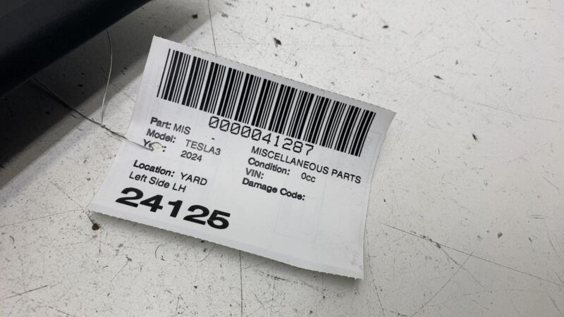 173427500 ⭕ 24 25 Model 3 Left B-Pillar Applique Glass Trim Molding w/ Camera 1734275-00