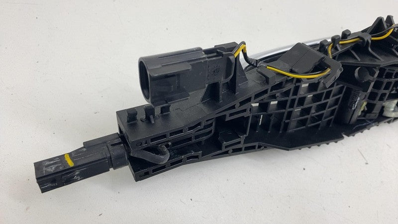 ⭕ 17-20 Maserati Levante Front Driver Side Exterior Door Handle Left 0