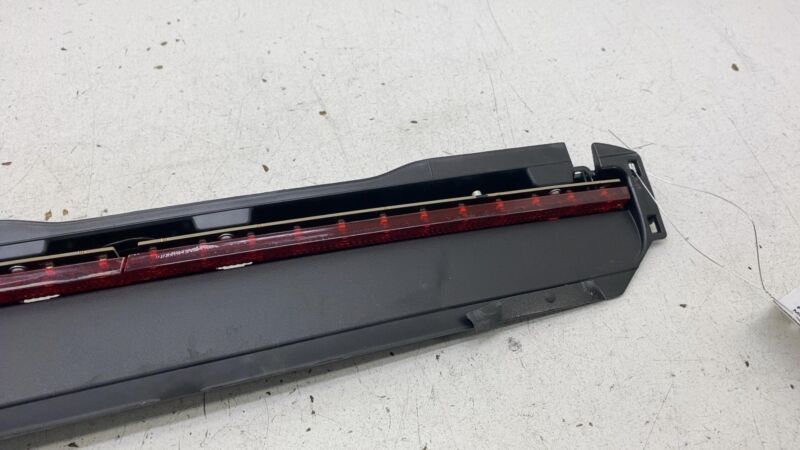 600591700C 2012-2020 Tesla Model S Rear Center High Mounted Stop Light Third 3rd Brake Assy