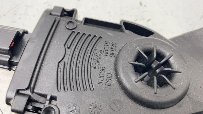 2012-2020 Tesla Model S X Accelerator Throttle Pedal Assembly BE5C 9F8