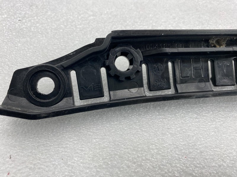 1084181 00 C ⭕ 17-23 Tesla Model 3 Front Left Fender to Bumper Bracket Support 1084181-00-C