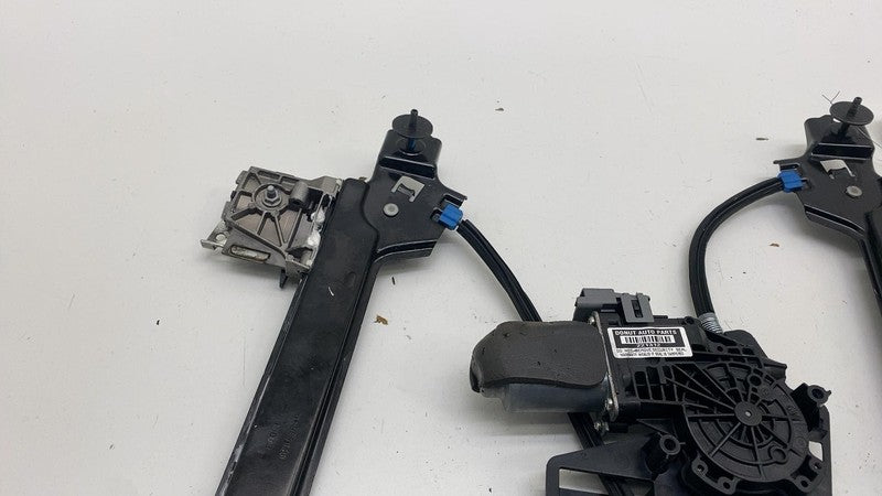 102882100E ⭕ 2016-2020 Tesla Model X Rear Right Door Window Regulator & Motor 1028821-00-E