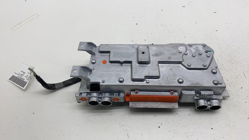 104891000C ⭕ 12-15 Tesla Model S 1-Phase High Voltage Junction Box Dual Motor 1048910-00-C