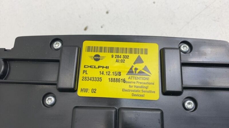 9 284 332 ⭕ 2011-2016 Mini Cooper Countryman S Front Roof Dome Light Switch Panel 9284332