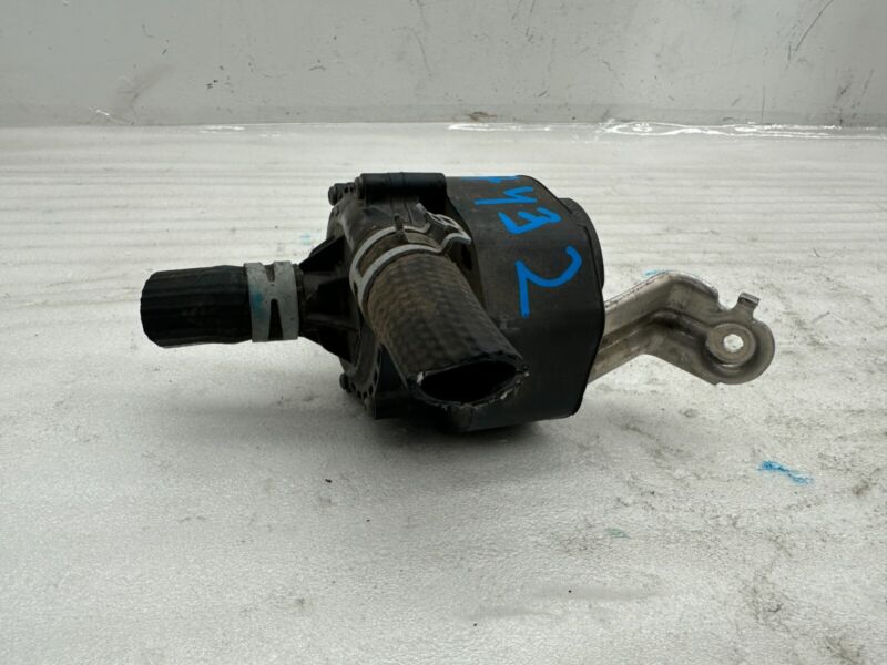 105452900F 2016-2020 Tesla Model X MX Additional Auxiliary Water Pump Assembly 1054529-00-F