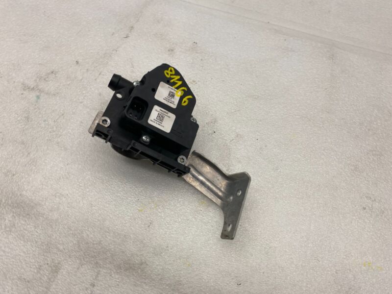 2016 2017 2018 2019 2020 Tesla Model S Coolant Pump Cooling Valve Actuator 4-Way