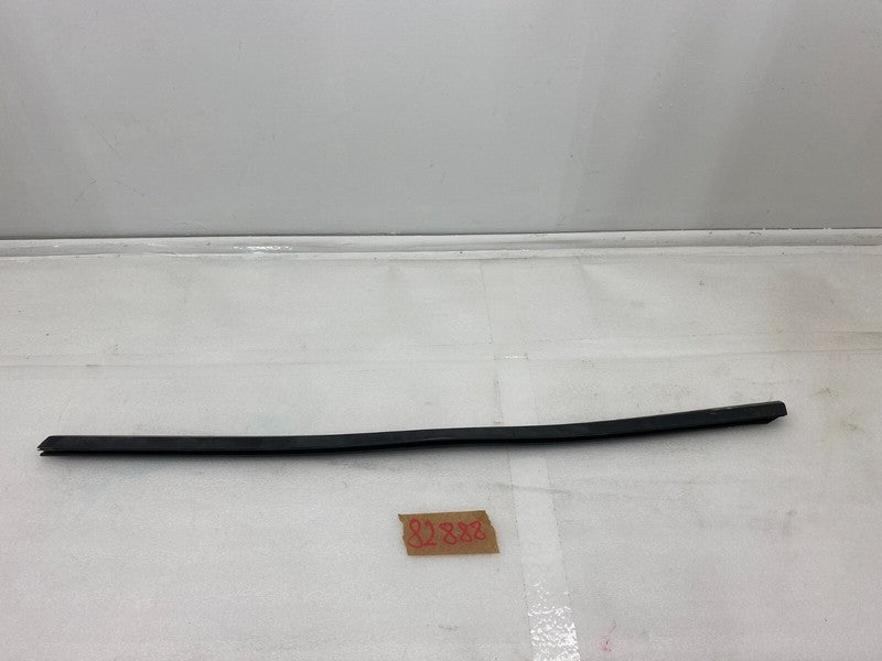 108068150L ⭕ 2017-2023 Tesla Model 3 M3 Front Driver Side Door Outer Belt Left 1080681-50-L