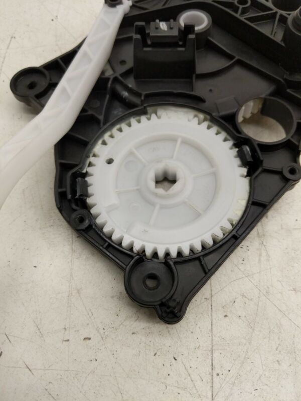 T83192B ⭕ 2017-2020 Tesla Model 3 M3 Heater A/C Conditioner Flap Mechanism Adjuster OEM