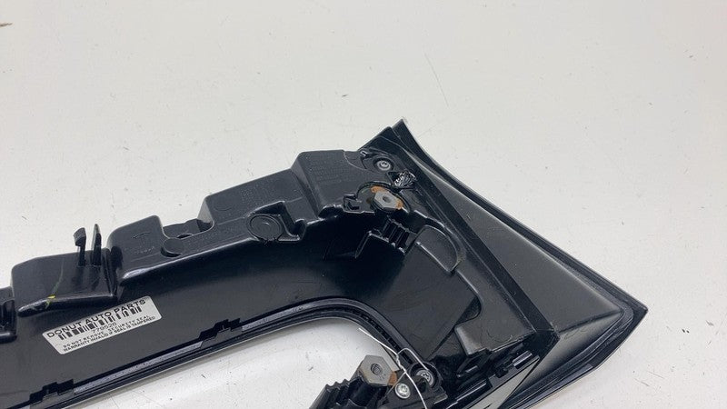 1691498-00-F ⭕ 24-25 Model 3 Rear Driver Side Taillight Quarter Tail Lamp Left 1691498-00-F