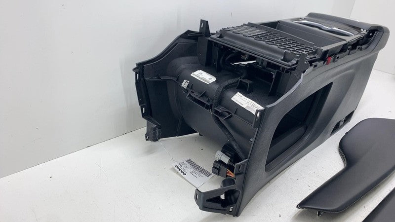 ⭕ 2025 Chrysler Pacifica Front Center Console + Cupholder w/ Side Pane