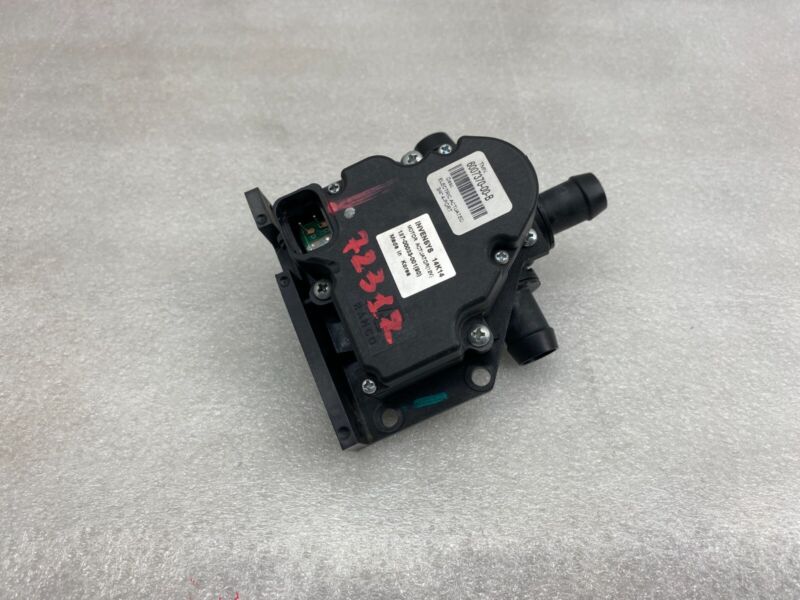 600737000B 2012-2020 Tesla Model S X Coolant Pump Cooling Valve Actuator 4-Way 6007370-00-B