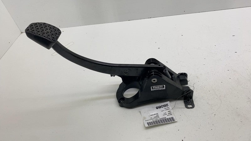 ⭕ 2014-2021 BMW i3 I01 Hybrid Brake Stop Pedal Foot Pad w/ Bracket Assembly OEM