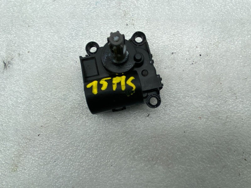 D332-CK8AA04 ⭕ 2012-2015 Tesla Model S MS Heater HVCC Housing Flap Motor Actuator Assembly