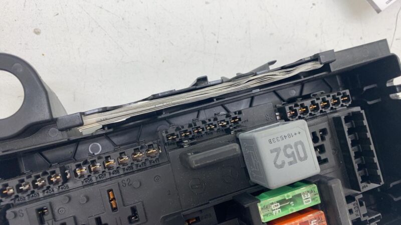 ⭕ 2015-2020 Mercedes-Benz C300 W205 Rear Trunk Fuse Box Relay Module Unit OEM