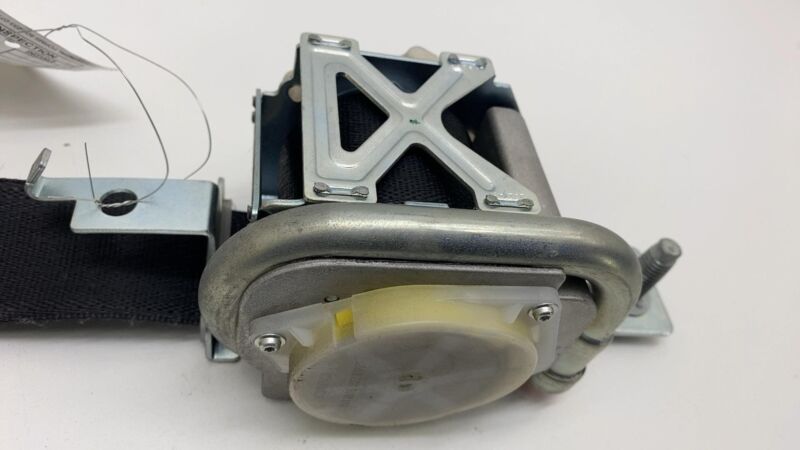 104825903A 2012-2020 Tesla Model S Front Passenger Side 1st Row Seat Belt & Retractor Right