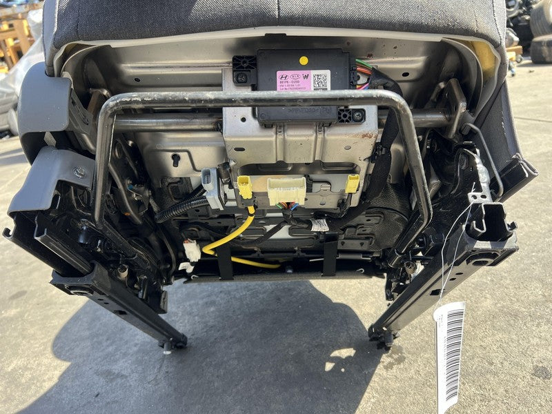 881P6-GI200 ⭕ 2022 2023 Hyundai Ioniq 5 Front Passenger Side 1st Row Seat Cloth Right Gray