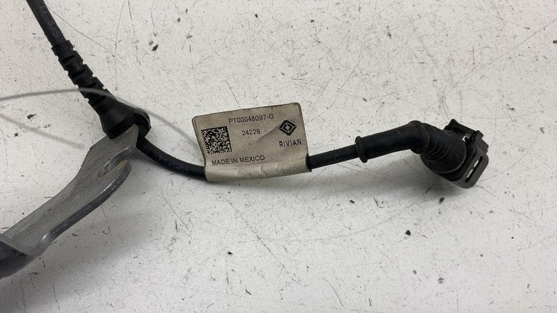 PT00084364 C ⭕ 2025 Rivian R1S Front Left Anti Lock ABS Speed Sensor w/ Bracket PT00048097-G