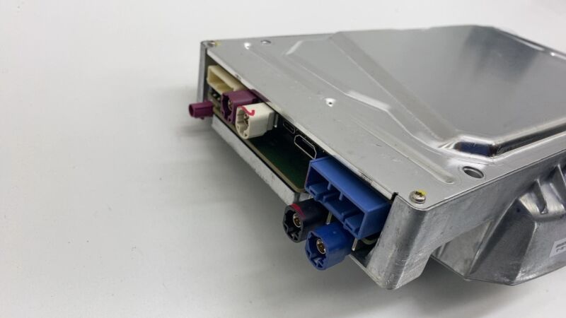 150195300A 2016-2020 Tesla Model S X Autopilot Module Self-Driving ECU Computer 3.0 Fused