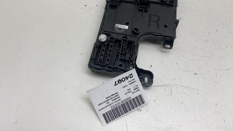 149784800E 17-23 Model Y 3 Front Right Body Controller ECU (5-Seat Type) Gen 3 1567454-00-B