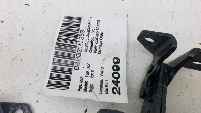 2016-2020 Tesla Model X MX Front Upper and Lower Door Hinge Closure Assist SET